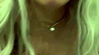 Alina Modelista's latest video naked on the bed