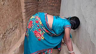 indian father-in-law takes his old age wife in a hard fucking session